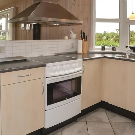 Four-bedroom Holiday In Tarm